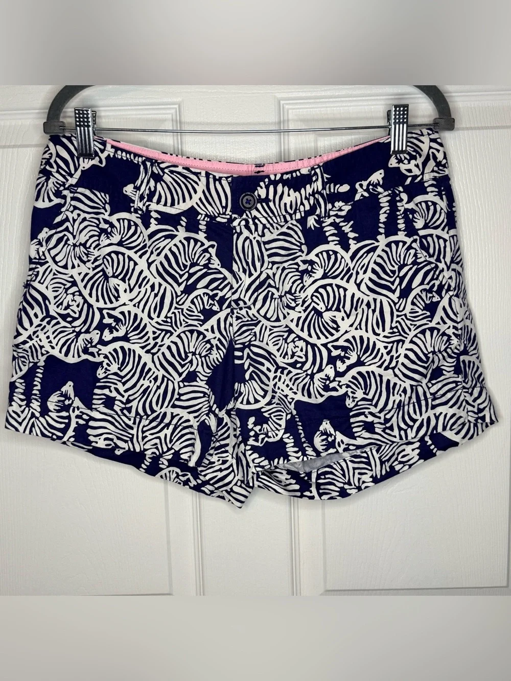 Lilly Pulitzer Navy & White Zebra-Print Callahan Short GUC Size 8 - Picture 1 of 8